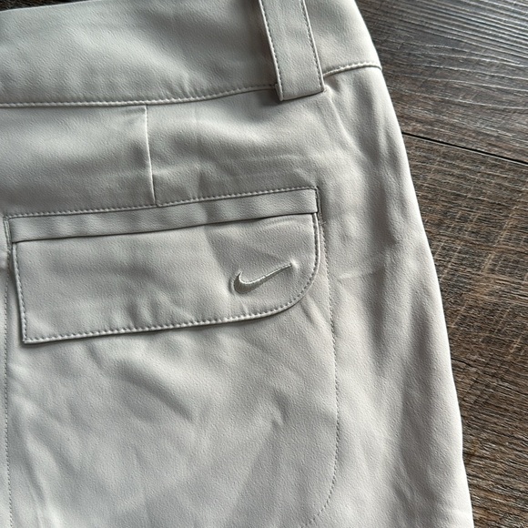 Nike women’s golf shorts NWT - Picture 8 of 8